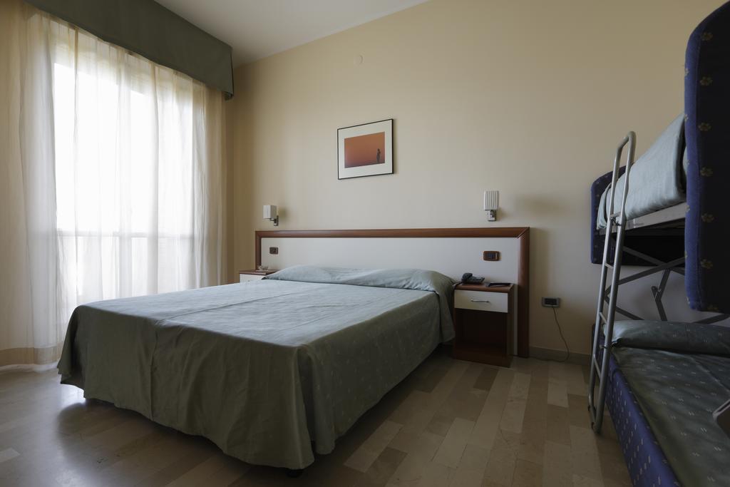 Hotel Continental فانو الغرفة الصورة