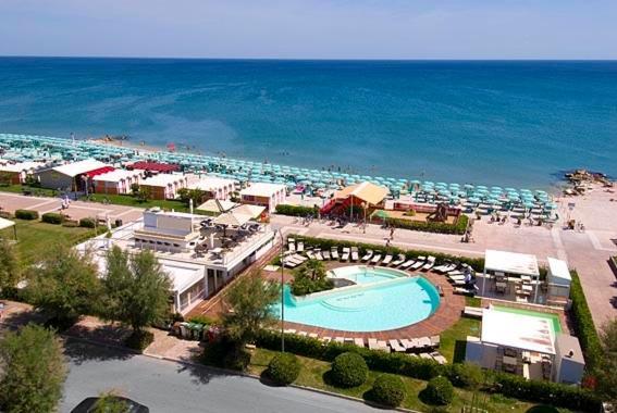 Hotel Continental فانو المظهر الخارجي الصورة