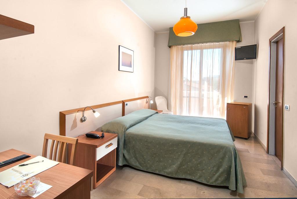 Hotel Continental فانو المظهر الخارجي الصورة